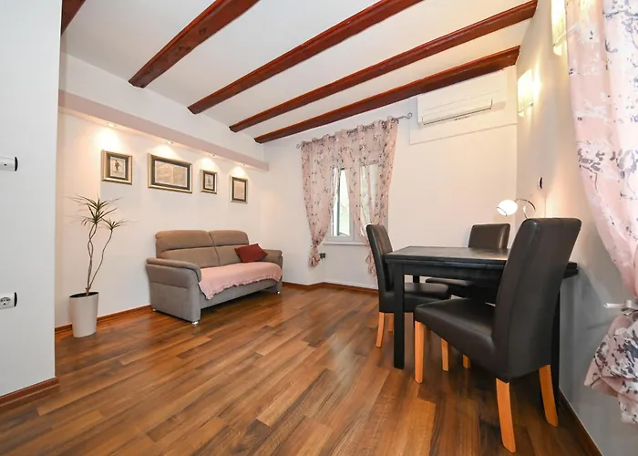 Apartment Aldora