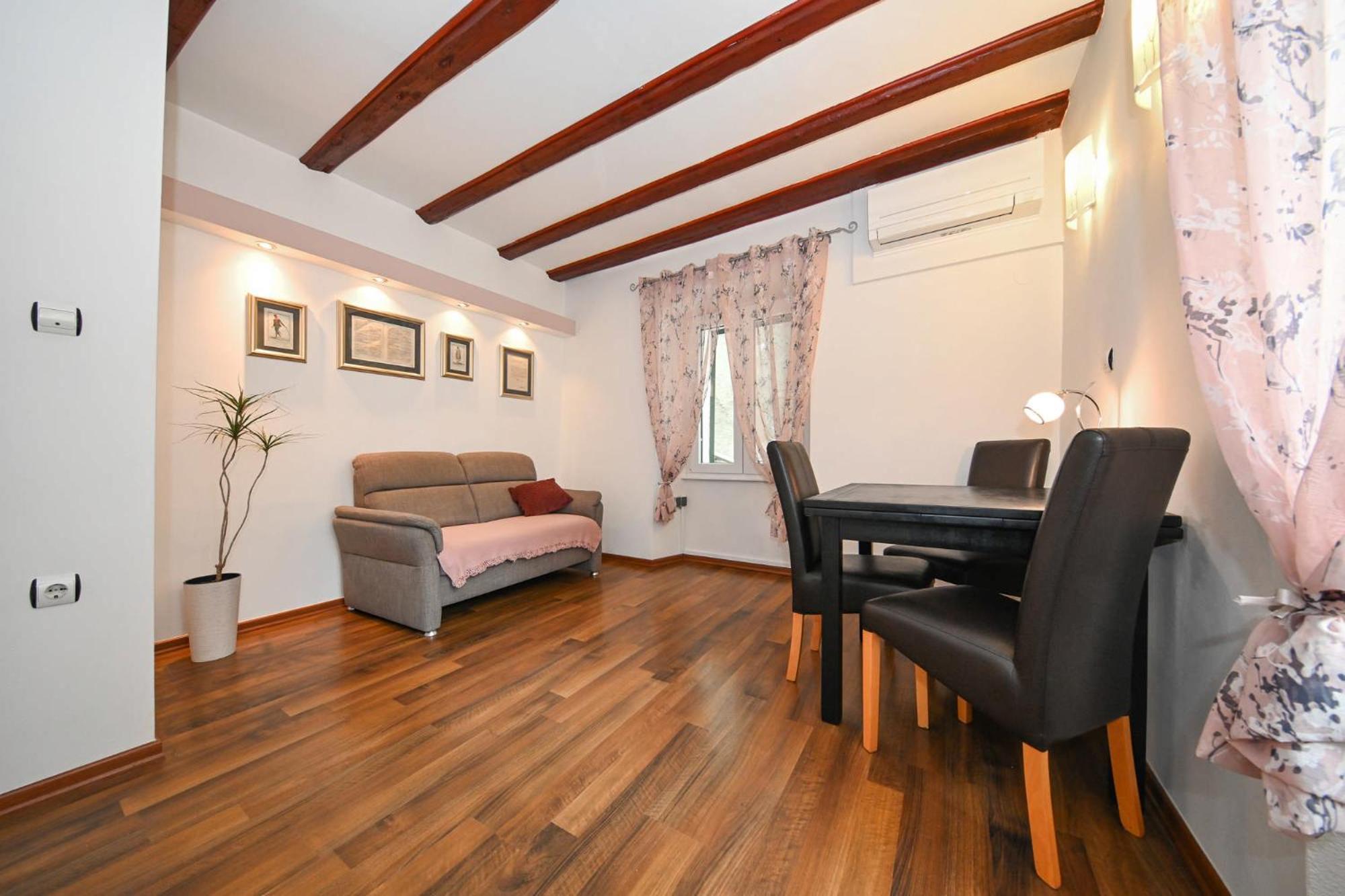 Aldora Appartement